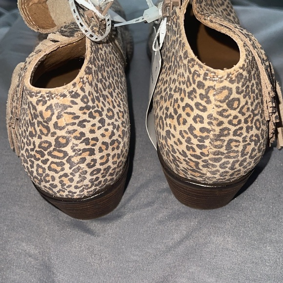 Lucky Brand Felisie waterproof suede leather fringe bootie women's size 10 - Picture 4 of 9